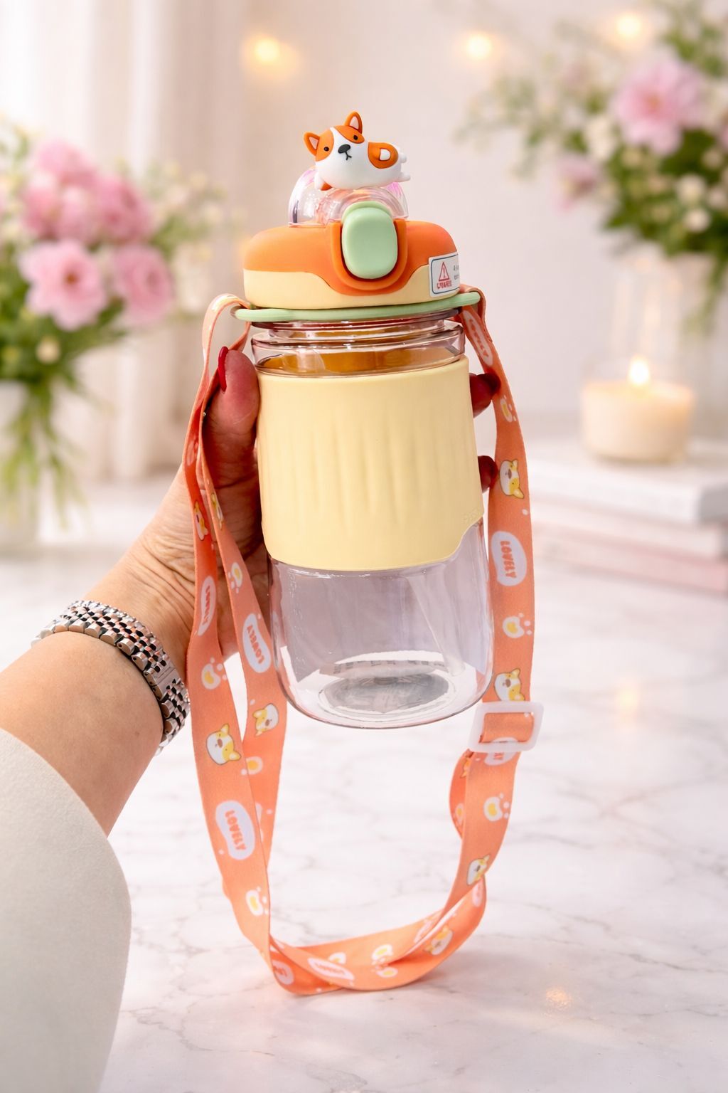 600ml Sevimli Hayvanlar Figürlü Silikon Pipetli Özel Askılı Polikarbon Çocuk Su Matarası Sarı